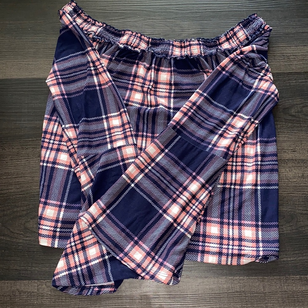 Off shoulder shirt
